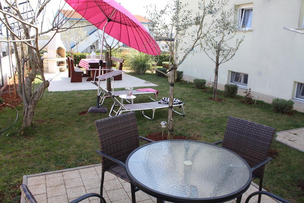 Apartments Villa Lili Umag Luaran gambar