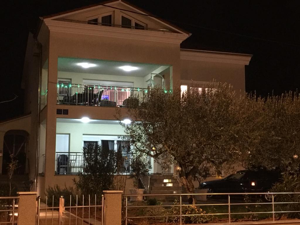 Apartments Villa Lili Umag Luaran gambar